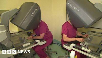 Queen Alexandra Hospital pioneers robots in on-the-day surgeries