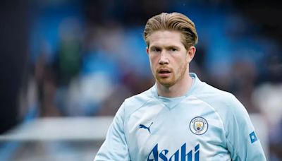 Kevin de Bruyne spotted with music superstar as Manchester City transfer stance becomes clear