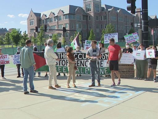 Suspended Washington University professors speak out more than 2 weeks after pro-Palestinian protests