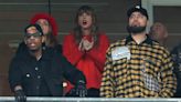 Taylor Swift celebra feliz el touchdown de Kelce en el partido de los Chief contra los Ravens de la AFC