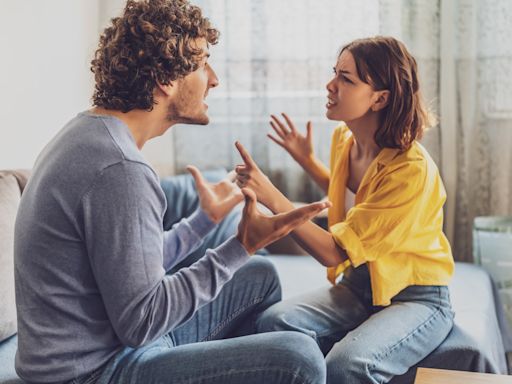 My husband has knocked my confidence by blatantly eyeing up other women