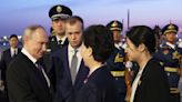 Xi recibe a Putin en una visita de Estado a China que muestra la unión entre los aliados