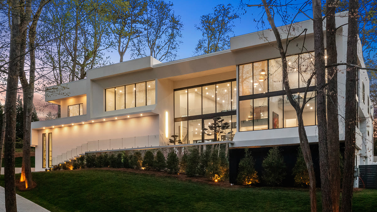 This Modern Atlanta Mansion With 5 Kitchens Can Be Yours for $7.5 Million