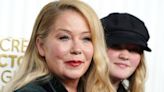 Christina Applegate, sobre la extraña patología que le diagnosticaron a su hija: “Me siento horrible por no haber prestado atención”