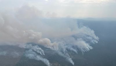 Firefighters still battling spree of lightning fires on Mount Bachelor