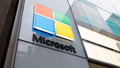 Microsoft is training its AI model to compete with Google and OpenAI, report says