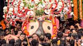 Jagannath Puri Rath Yatra: ’Pahandi’ ritual of deities begins; President Murmu attends celebrations | See photos | Today News