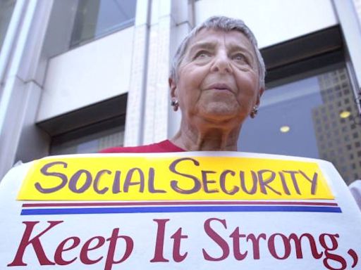 How big is the average Social Security check of a middle-class retiree?