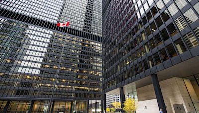 Office tower owners ‘aggressively’ trying to off-load Toronto buildings — possibly leading to conversions and demolitions