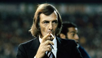 César Menotti, manager who gave Maradona his first cap and steered Argentina to 1978 World Cup glory – obituary