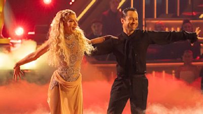 Tori Spelling & Pasha Pashkov Talk Shocking 'DWTS' Elimination