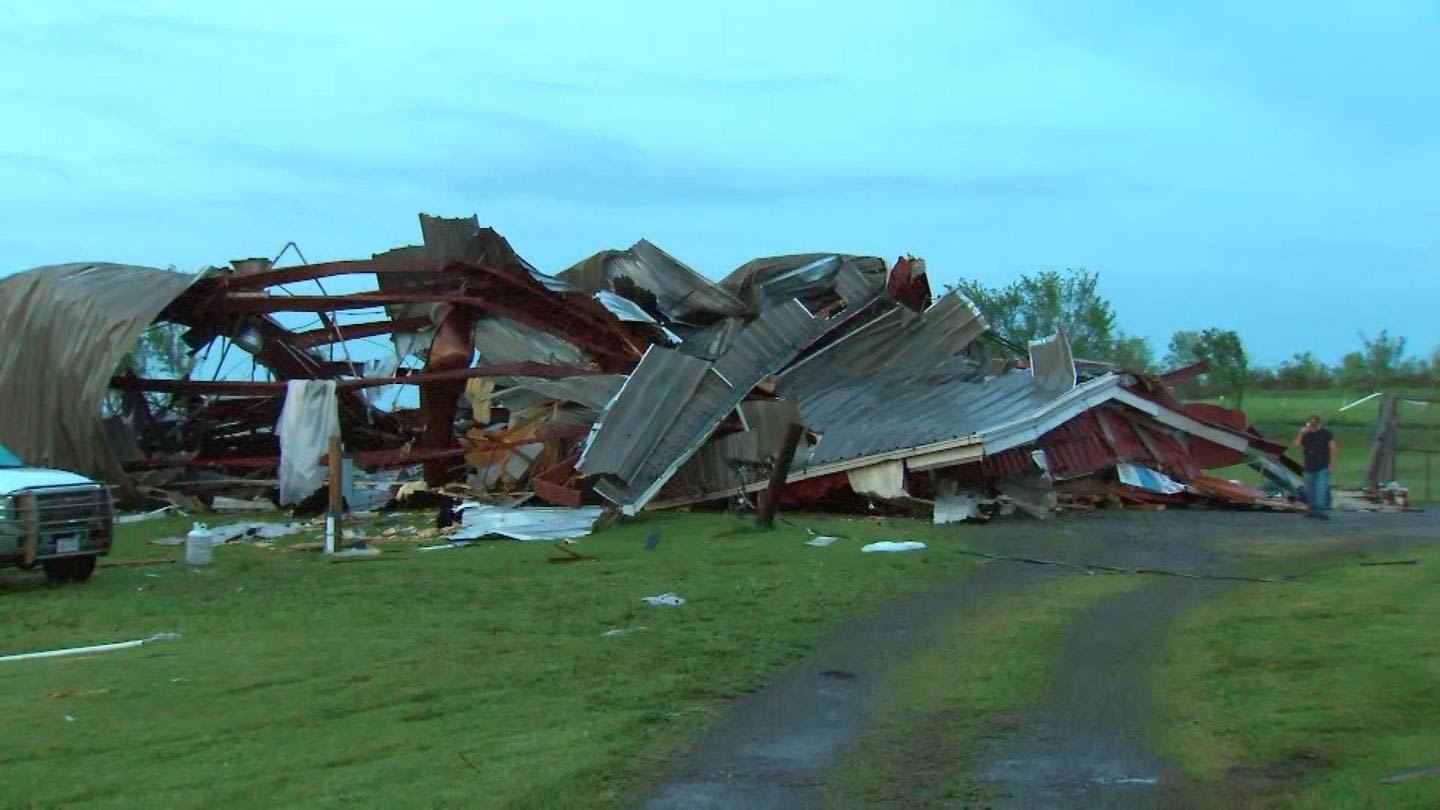 Confirmed tornado in West Virginia near Pennsylvania border leaves behind path of destruction