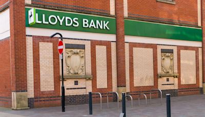 Lloyds Banking expands into social housing