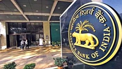 RBI slaps fine of Rs 1 crore on ICICI Bank, Rs 91 lakhs on Yes Bank for non-compliance