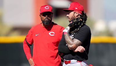 Barry Larkin Critical of Reds' Mediocrity, Current Expectations 'Unacceptable'