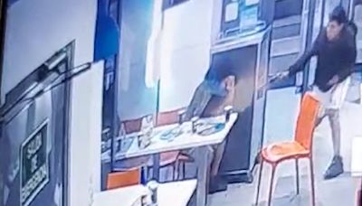 Tiroteo en una pizzería de Delicias: al menos un herido grave - ELMUNDOTV