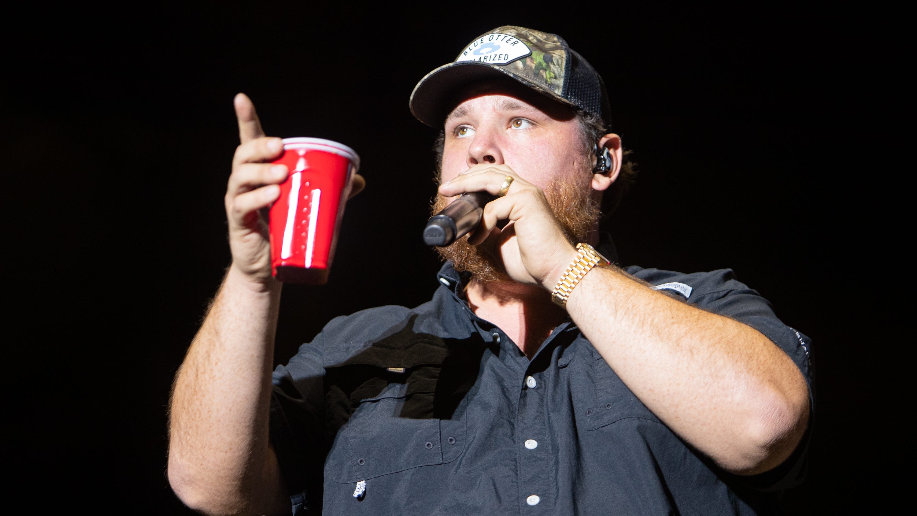 Luke Combs is coming to Phoenix. So is the traffic. How to minimize the aggravation