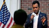 Vivek Ramaswamy stops town hall to invite student protester inside