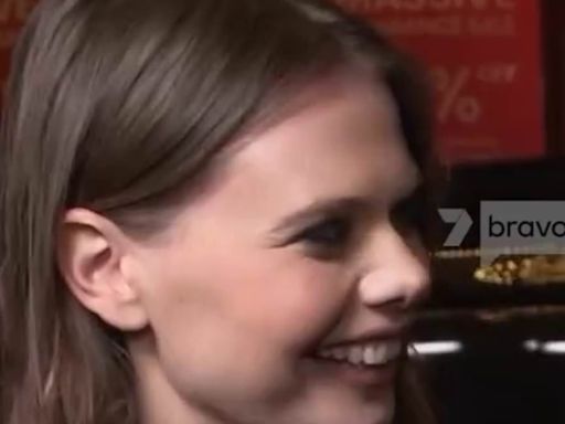 Lucia Hawley gets flustered during interview with Austin Butler