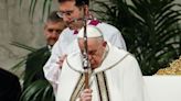 Papa permite a mujeres votar en reunión de obispos por primera vez