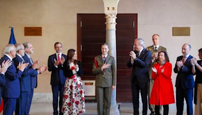 La princesa Leonor recibe los máximos honores de las instituciones aragonesas en su despedida de Zaragoza