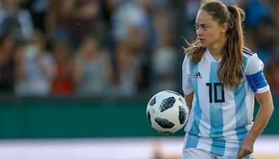 Habló Estefanía Banini tras la renuncia de tres jugadoras a la Selección Argentina | + Deportes