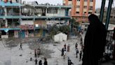 Ataque israelí mató a 40 mujeres y niños en una escuela de la ONU que refugiaba a palestinos desplazados - La Tercera