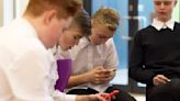 How Smartphones Create Distractions in the Classroom