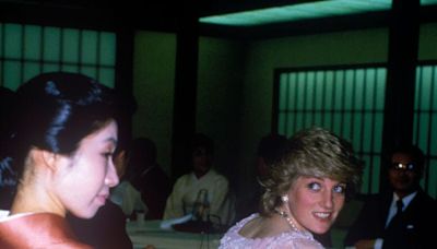 Suki Waterhouse Wore a Dress Designed for Princess Diana