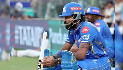 AB de Villiers Clarifies "Not Genuine, Ego Driven" Remark On Hardik Pandya Amid Captaincy Row | Cricket News