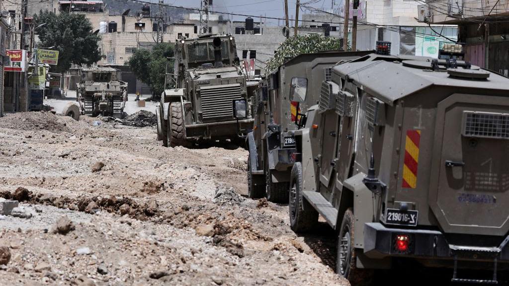 Seven Palestinians killed in Israeli West Bank raid