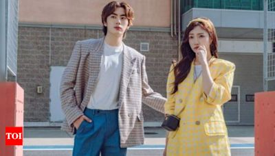 Lee Won Jeong of 'Hierarchy' fuels romance rumors off-screen with co-star Chi Hae Won - Times of India