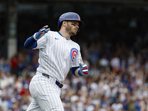 Ian Happ blasts two 3-run HRs in 4th of July game vs. Phillies