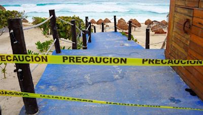 Mexico's coast battered by Hurricane Beryl