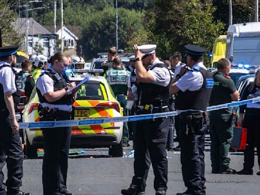 Arrestan a sospechoso de apuñalar a ocho personas en Inglaterra
