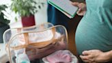 10 Items You Absolutely Don’t Need In Your Hospital Bag, According To Birth Doulas