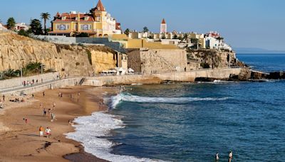 Holidaying with small children on the Portuguese Riviera: A bit like hauling a ship over a mountain