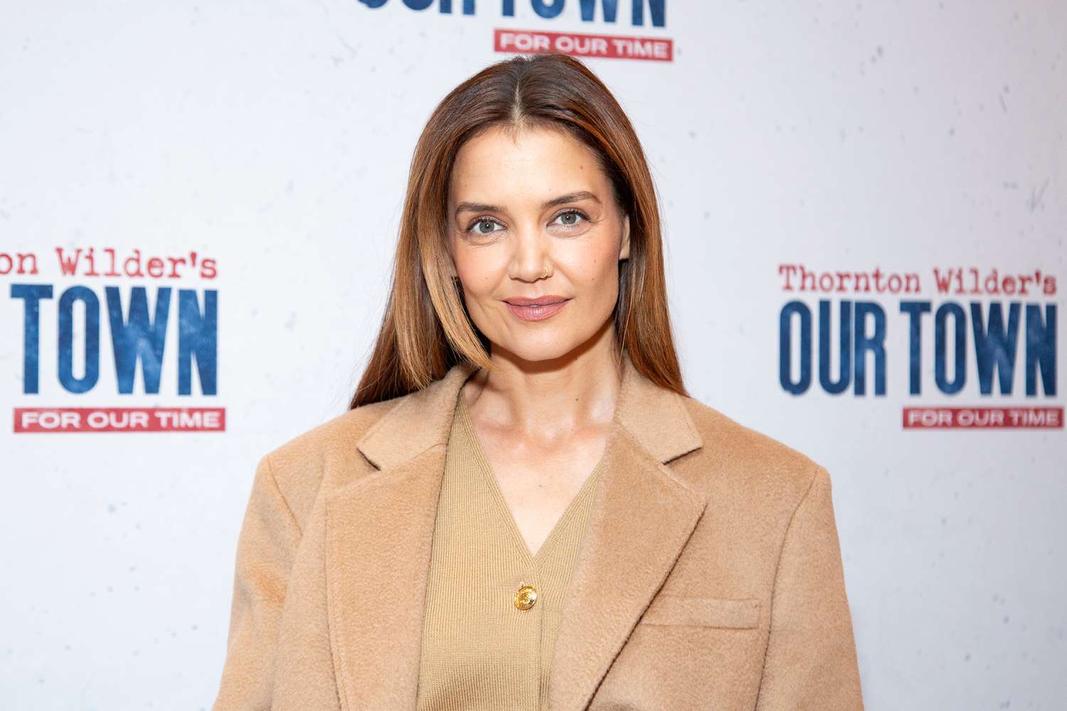 Katie Holmes Wore a $2,100 Neutral-Tone Blazer to Level Up Her Classic Fall Outfit, but We Found a Close Match for $47