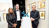 Jeff Koons' 'Balloon Dog (Blue)' shattered. Art collectors are fighting for the shards