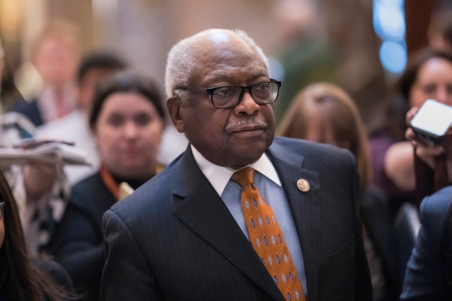 Clyburn predicts election loss if Democrats have contested convention