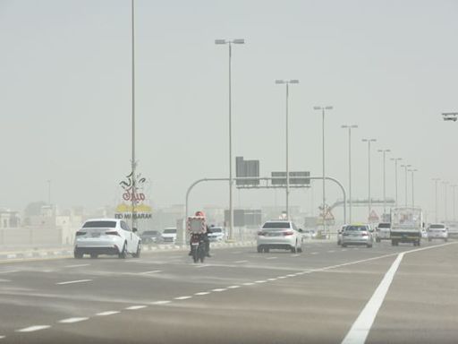 UAE: Weather bureau warns of poor visibility due to dust in Abu Dhabi