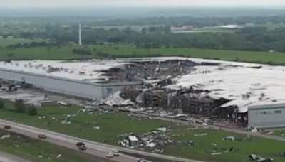 Tornado causes extensive damage in Marietta, Oklahoma