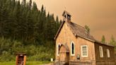 Antler Creek wildfire near Wells, Barkerville has impacted some structures | Globalnews.ca