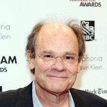 Ethan Phillips