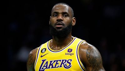 Lakers deve anunciar novo treinador, afirma jornalista - Lance!