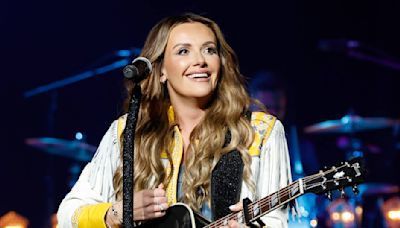 Country Singer Carly Pearce Reveals Pericarditis Diagnosis, A Heart Condition