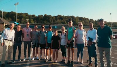 Heatwave doesn't deter Wycombe football fans for 20m trek