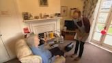 Preocupación en Reino Unido por los ancianos que mueren solos en casa y permanecen días sin que nadie se dé cuenta
