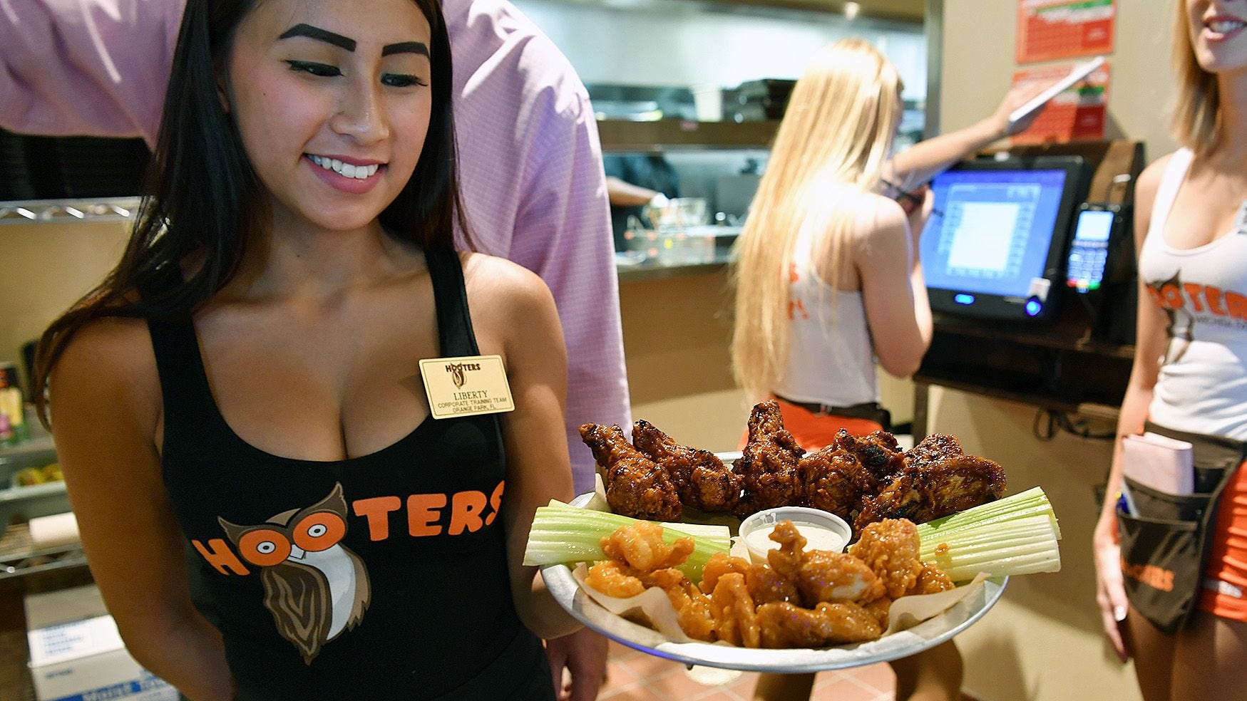 This Florida 55+ community is getting not 1 but 3 new Hooters restaurants. Here’s where