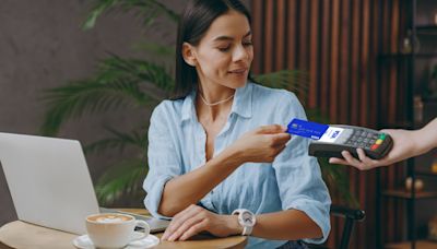Tap, Pay, Earn: The Secure and Effortless Rewards of Contactless Payments